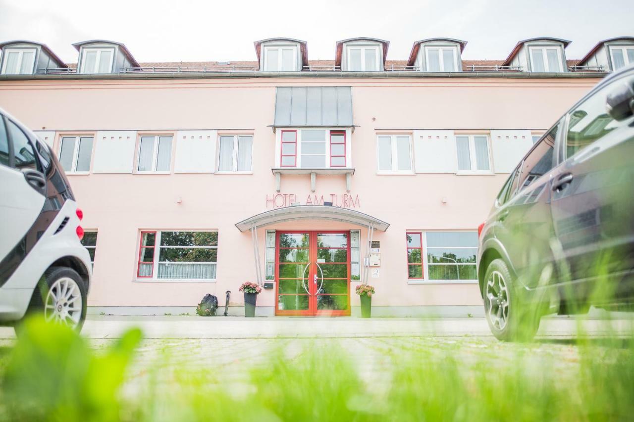 Hotel Am Turm Кауфбойрен Экстерьер фото