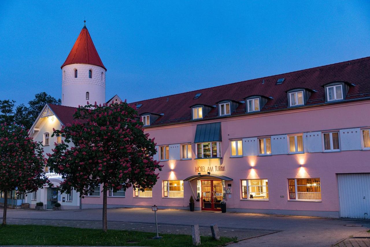 Hotel Am Turm Кауфбойрен Экстерьер фото